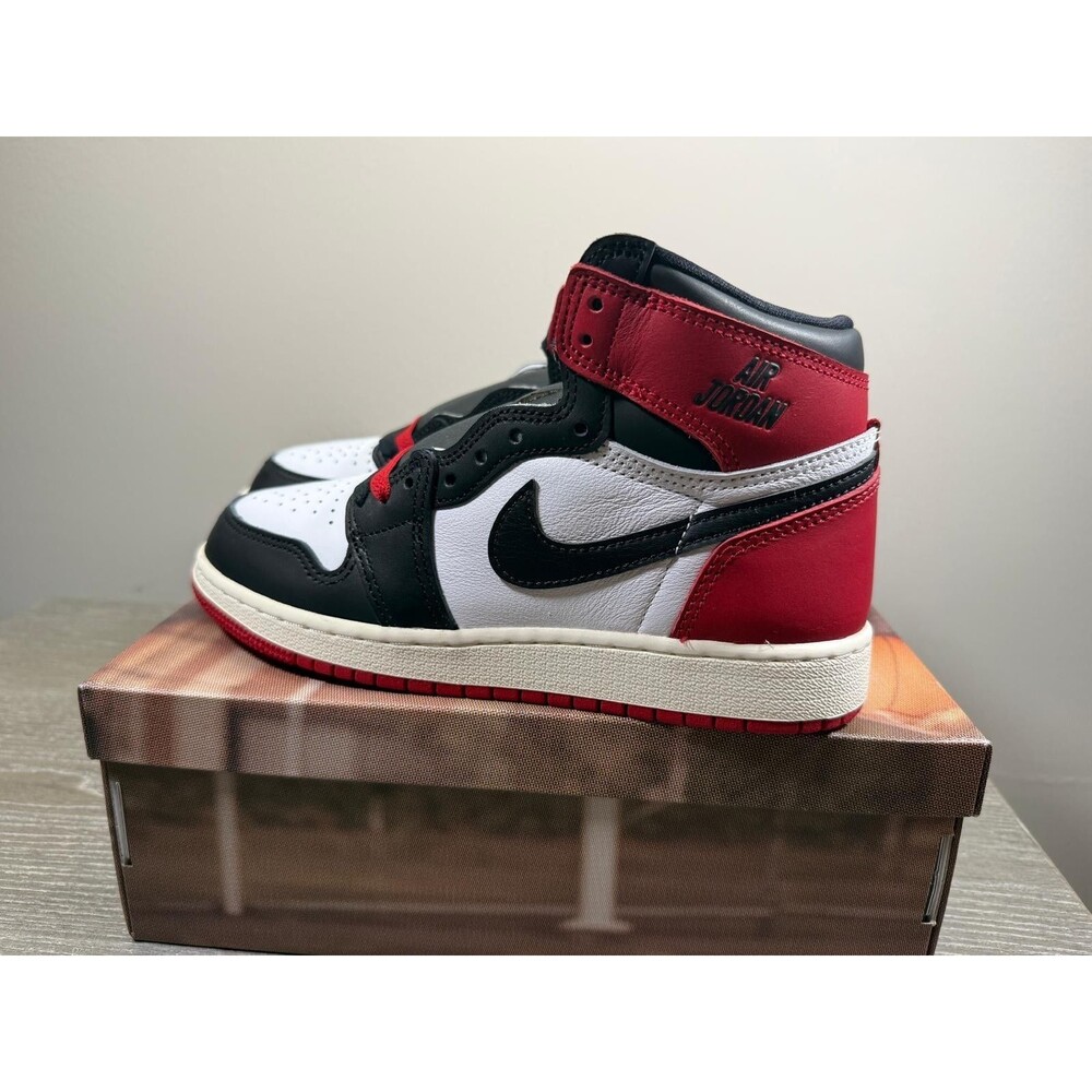 Air Jordan 1 Retro High OG GS FD1437-106